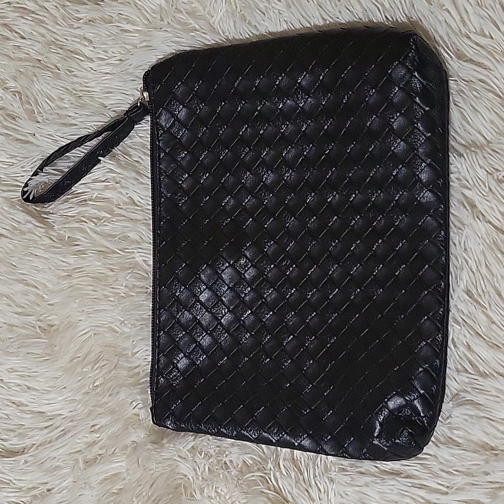 Set of 2 Black Zip Clutches (Unbranded)